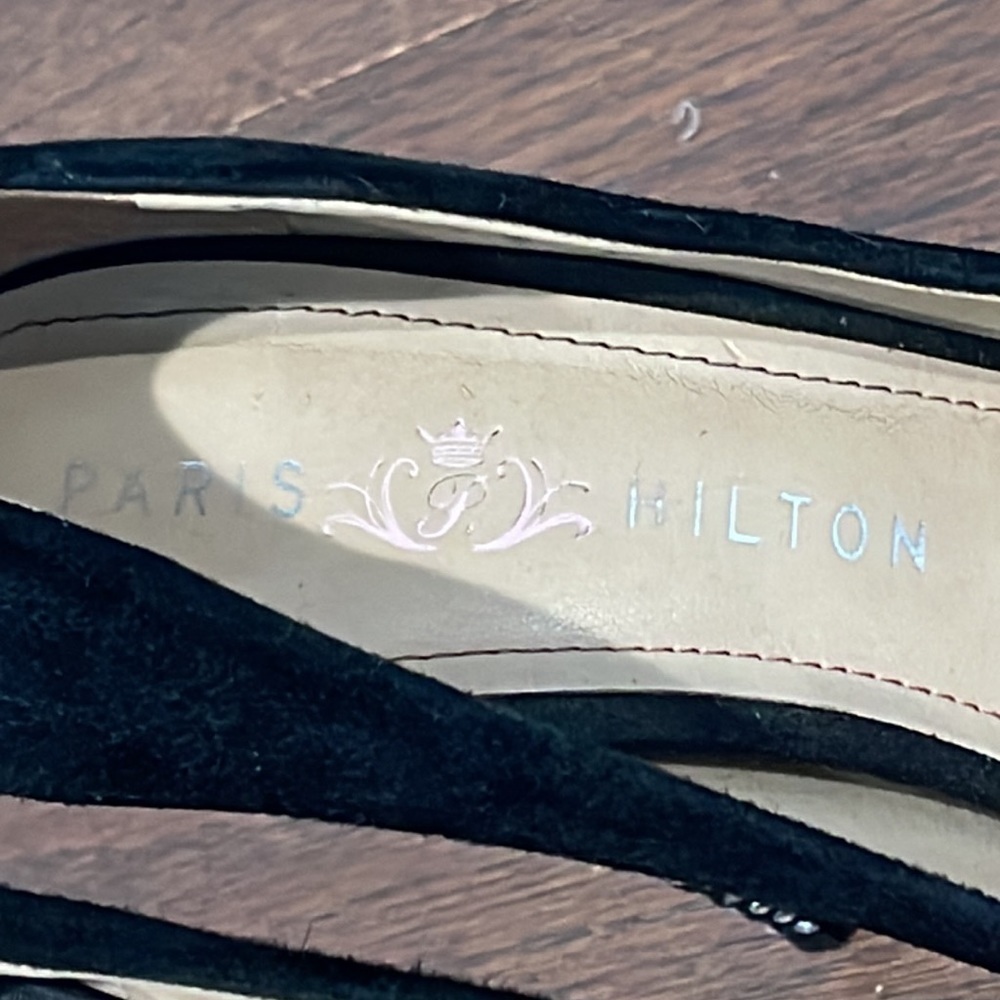 PARIS Hilton Women’s Black Suede Peep Toe Platform Pump Size 8.5 - Picture 3 of 6